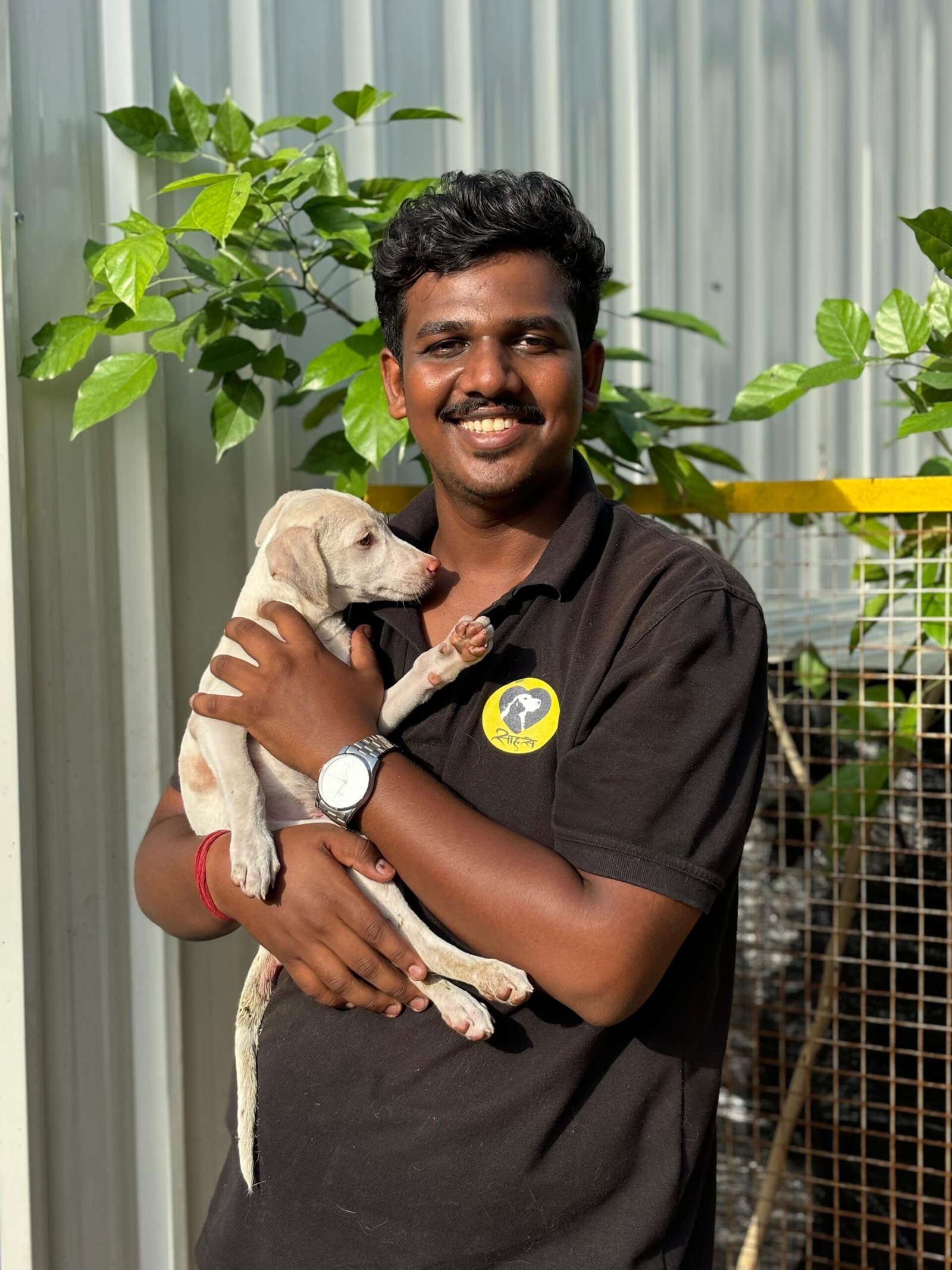 About Us 22 Deepak Jatve Junior Vet tech saahas for animals ngo pune